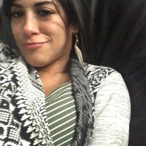 Meet your Posher, Adriana